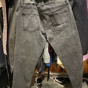 Brand new tags on wines blue note jeans